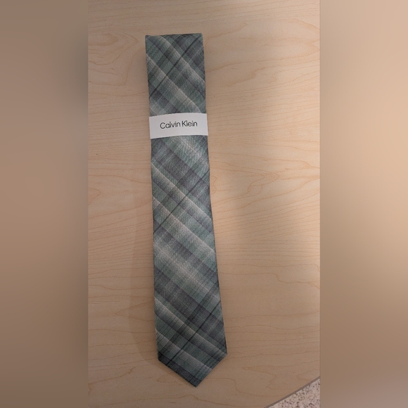 Calvin Klein Other - Calvin Klein Gray Tartan Silk Tie